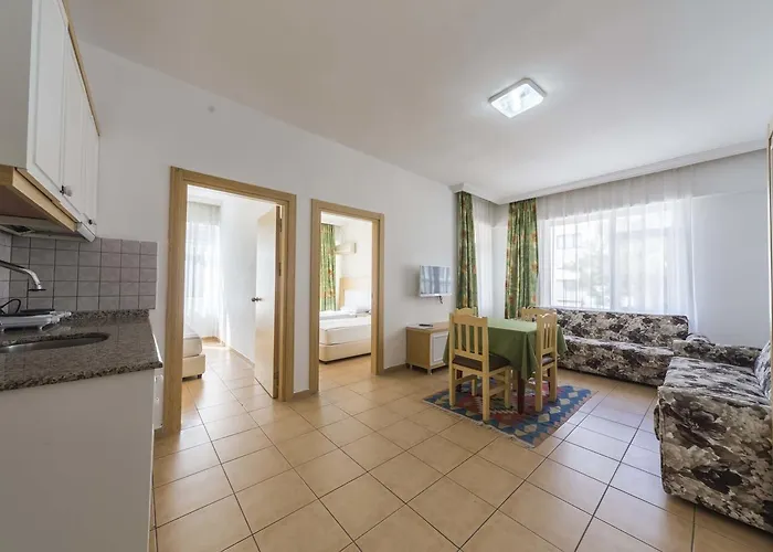 فندق Eftalia Downtown 4*