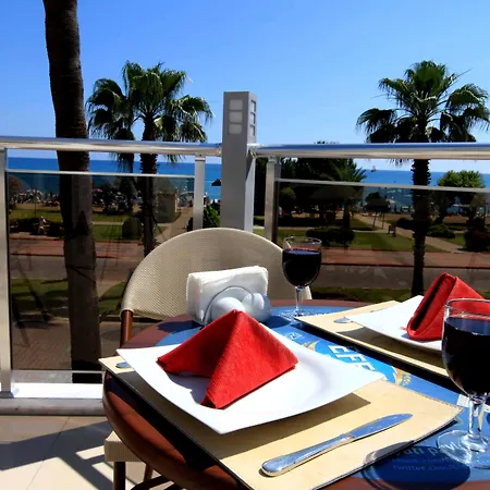 Eftalia Downtown ホテル