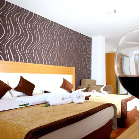 Eftalia Downtown アランヤ