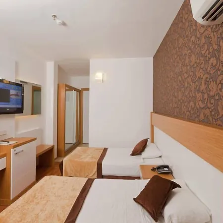 Eftalia Downtown ホテル 4*